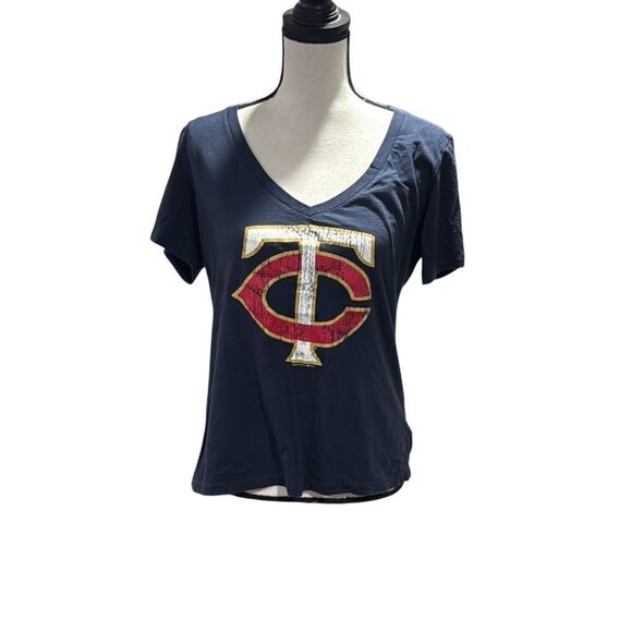 Genuine Merchandise by Campus Lifestyle Graphic V-Neck Women's Minnesota Twins T - Picture 1 of 4